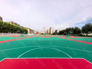 محكمة مساحتها 3288 مترًا مربعًا في مدرسة تايآن